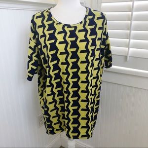 LuLaRoe Irma Loose Fit High-Low Tunic NWT Size XS